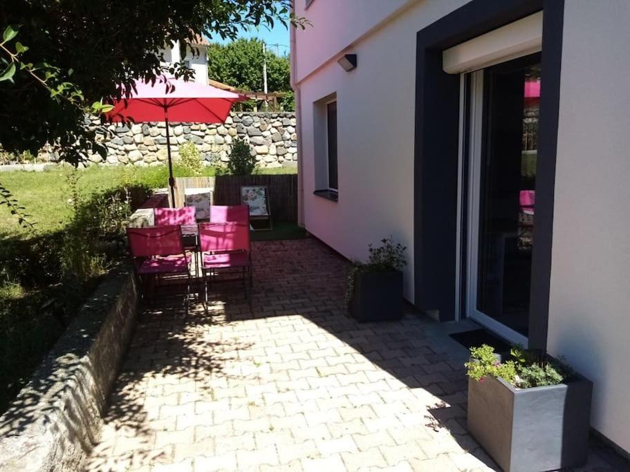 Gite "Le Temps D'Une Pause" Terrasse Et Piscine Coubon エクステリア 写真